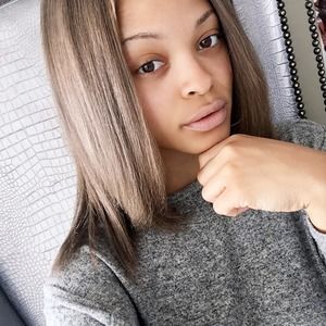 Meet your Posher, Jasmine